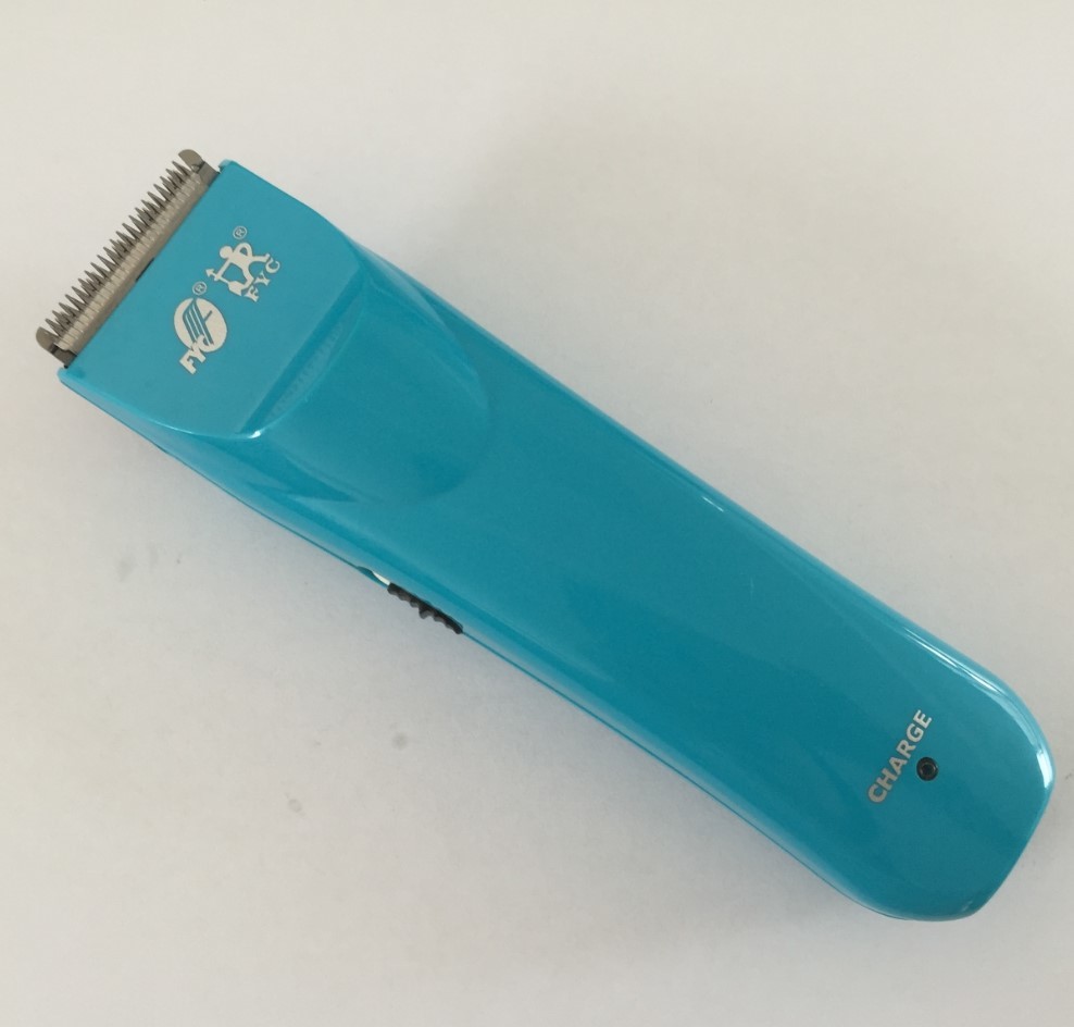 Home Using Traveling Electric Rechargeable Hair Clipper Convenient to Carry RFCD - 518